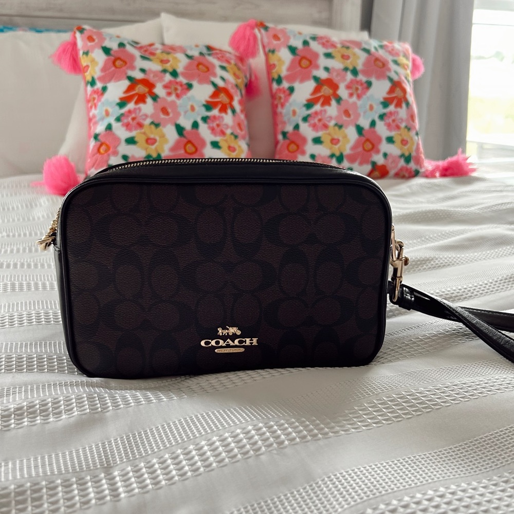 coach signature crossbody